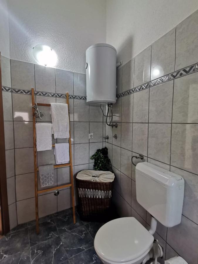 King'S Cave Deluxe Apartment ไยเซ ภายนอก รูปภาพ